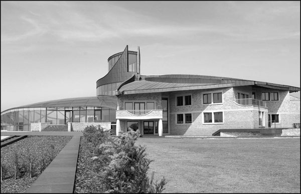 Иллюстрация к книге — Шерлок. На шаг впереди зрителей [_263.jpg]