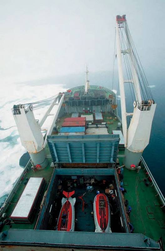 Иллюстрация к книге — 8 полюсов Фредерика Паулсена. Путешествие в мир холода [i_011.jpg]