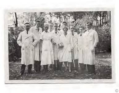 Иллюстрация к книге — 8 полюсов Фредерика Паулсена. Путешествие в мир холода [i_028.jpg]