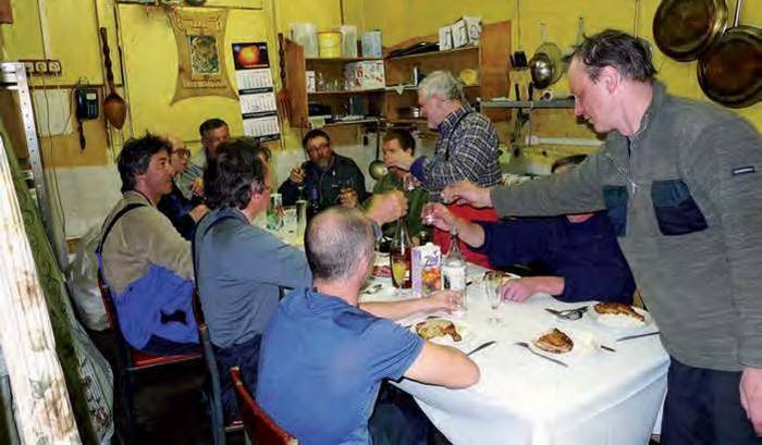 Иллюстрация к книге — 8 полюсов Фредерика Паулсена. Путешествие в мир холода [i_112.jpg]