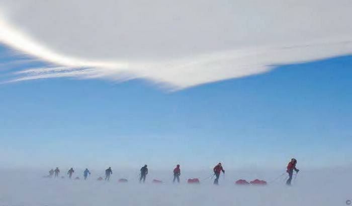 Иллюстрация к книге — 8 полюсов Фредерика Паулсена. Путешествие в мир холода [i_153.jpg]