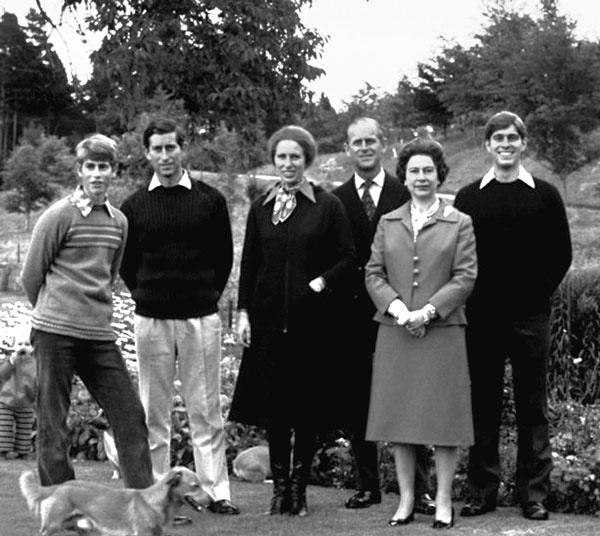 Иллюстрация к книге — Диана и Чарльз. Одинокая принцесса любит принца... [block_001208_page_073_image_0001.jpg]