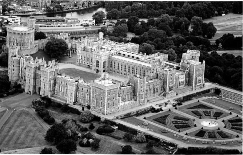 Иллюстрация к книге — Леди Диана. Принцесса людских сердец [i_043.jpg]