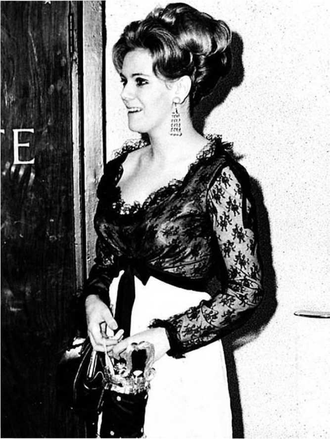 Иллюстрация к книге — Леди Диана. Принцесса людских сердец [i_057.jpg]