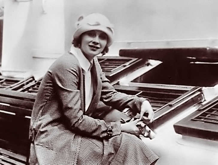 Иллюстрация к книге — Грета Гарбо. Исповедь падшего ангела [i_010.jpg]