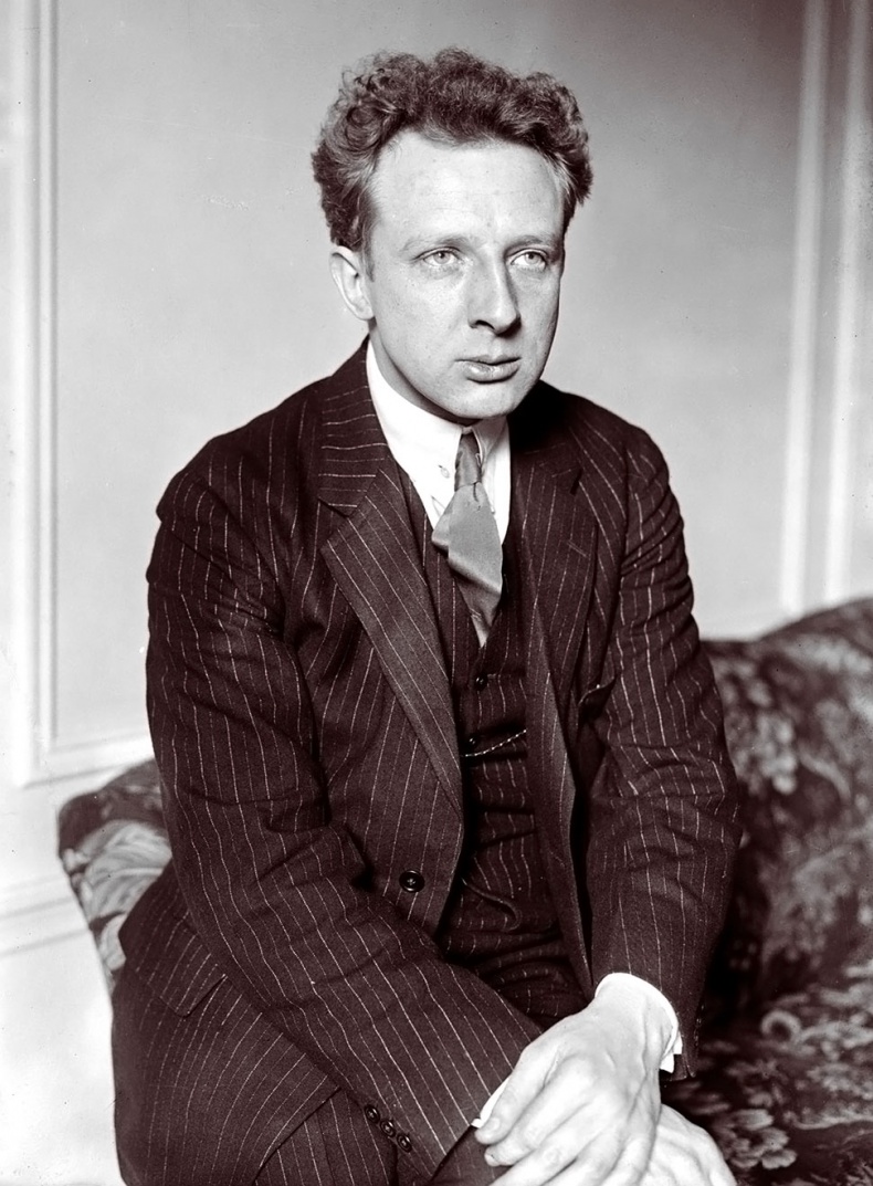 Иллюстрация к книге — Грета Гарбо. Исповедь падшего ангела [i_057.jpg]