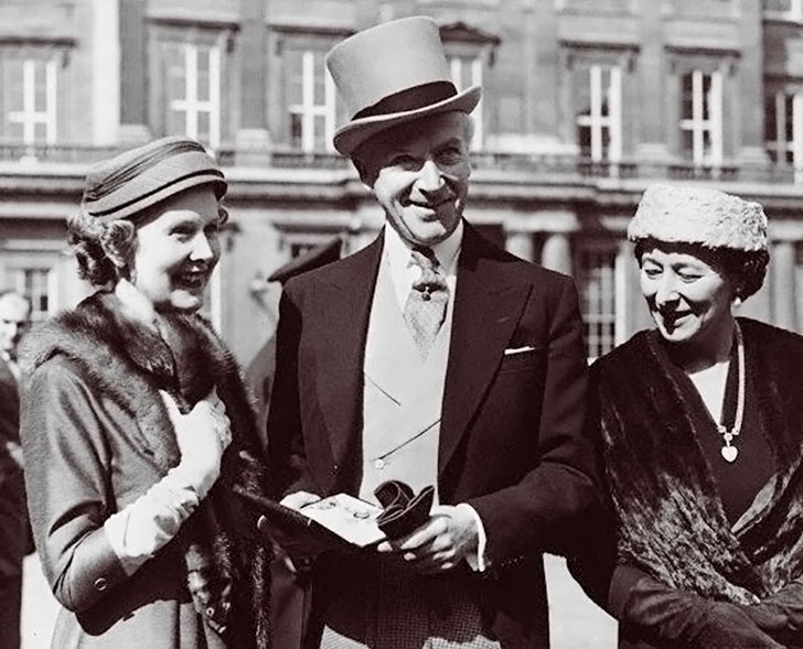 Иллюстрация к книге — Грета Гарбо. Исповедь падшего ангела [i_118.jpg]