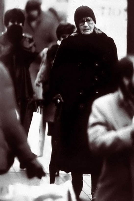 Иллюстрация к книге — Грета Гарбо. Исповедь падшего ангела [i_138.jpg]