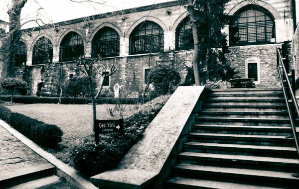 Иллюстрация к книге — Великолепный век. Все тайны знаменитого сериала [i_023.jpg]