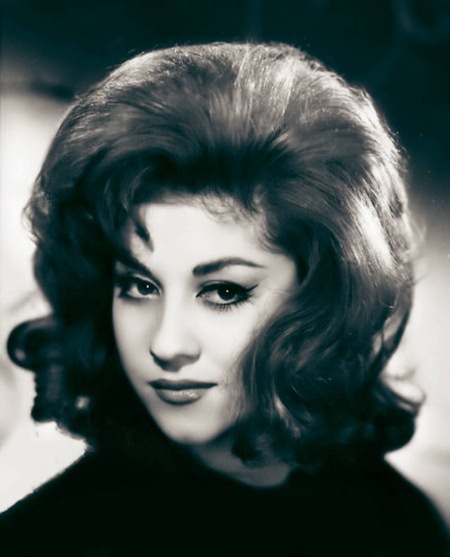 Иллюстрация к книге — Великолепный век. Все тайны знаменитого сериала [i_051.jpg]