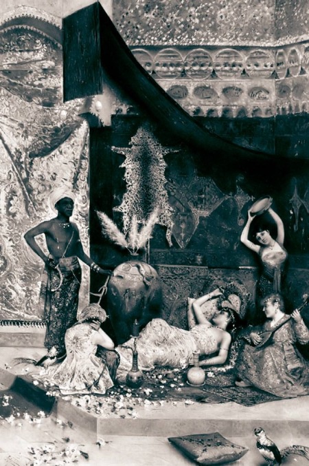 Иллюстрация к книге — Великолепный век. Все тайны знаменитого сериала [i_149.jpg]