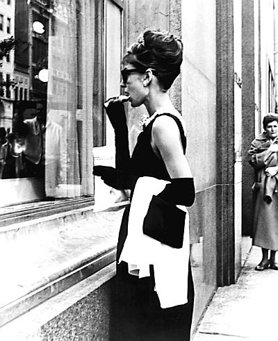 Иллюстрация к книге — Одри Хепберн. Откровения о жизни, грусти и любви [_108.jpg]