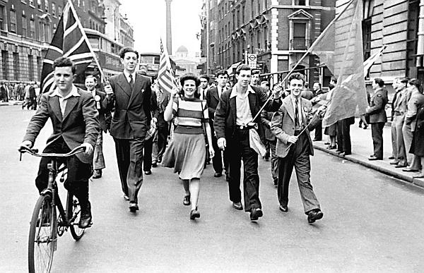 Иллюстрация к книге — Одри Хепберн. Откровения о жизни, грусти и любви [_29.jpg]