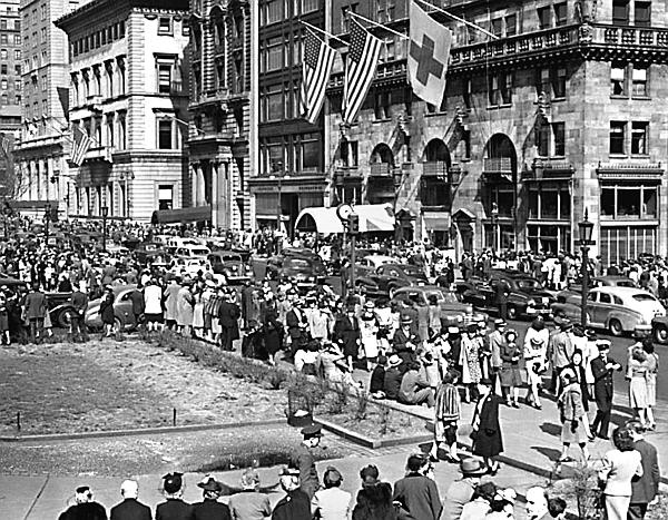 Иллюстрация к книге — Одри Хепберн. Откровения о жизни, грусти и любви [_85.jpg]