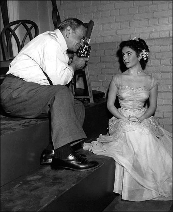 Иллюстрация к книге — Элизабет Тейлор. Клеопатра Голливуда [_091.jpg]