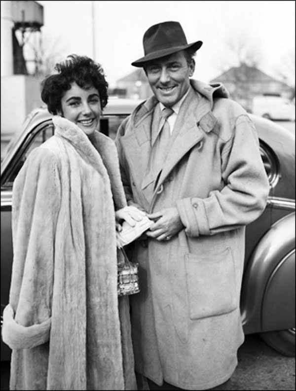 Иллюстрация к книге — Элизабет Тейлор. Клеопатра Голливуда [_165.jpg]