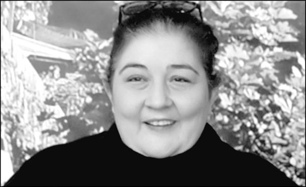 Иллюстрация к книге — Мерьем Узерли. Актрисы "Великолепного века" [_007.jpg]