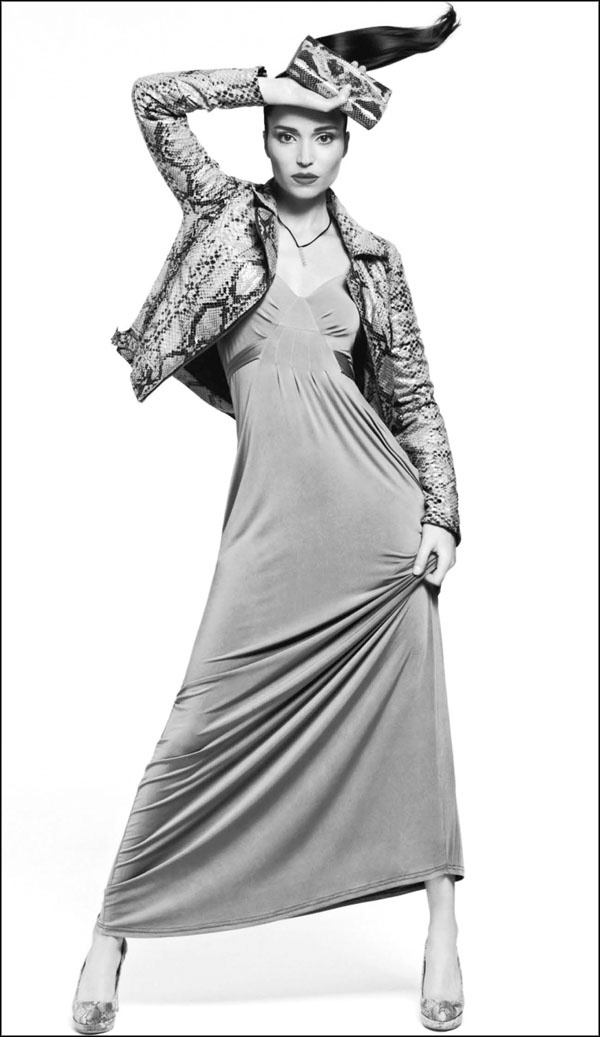 Иллюстрация к книге — Мерьем Узерли. Актрисы "Великолепного века" [_237.jpg]