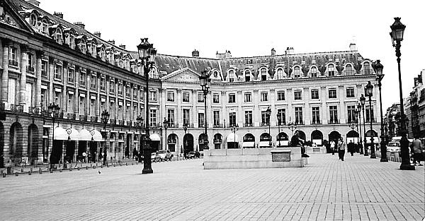 Иллюстрация к книге — Коко Шанель. Я и мои мужчины [_130.jpg]