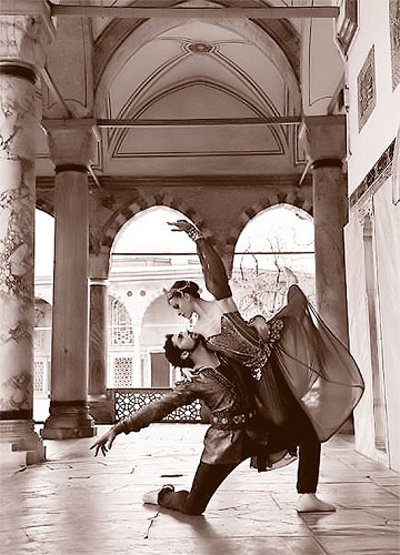 Иллюстрация к книге — Хюррем. Знаменитая возлюбленная султана Сулеймана [_009.jpg]