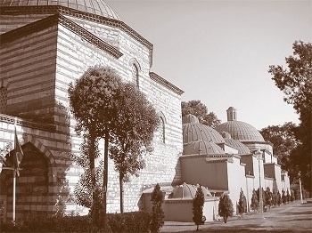 Иллюстрация к книге — Хюррем. Знаменитая возлюбленная султана Сулеймана [_090.jpg]