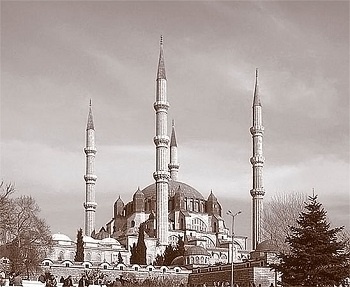 Иллюстрация к книге — Хюррем. Знаменитая возлюбленная султана Сулеймана [_105.jpg]