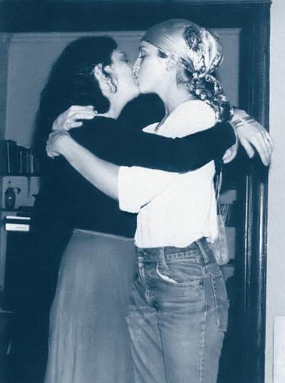 Иллюстрация к книге — Мадонна. Никто не видит моих слез [i_026.jpg]