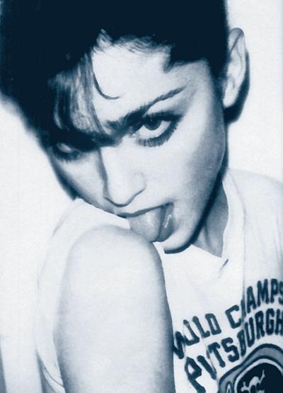 Иллюстрация к книге — Мадонна. Никто не видит моих слез [i_031.jpg]