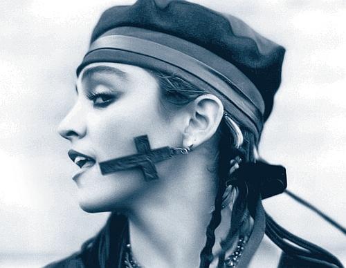 Иллюстрация к книге — Мадонна. Никто не видит моих слез [i_039.jpg]