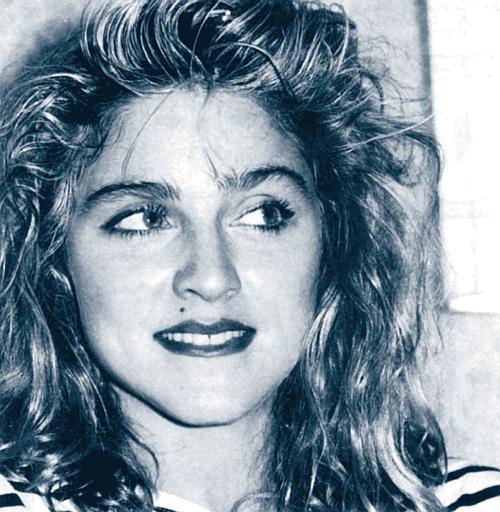 Иллюстрация к книге — Мадонна. Никто не видит моих слез [i_075.jpg]