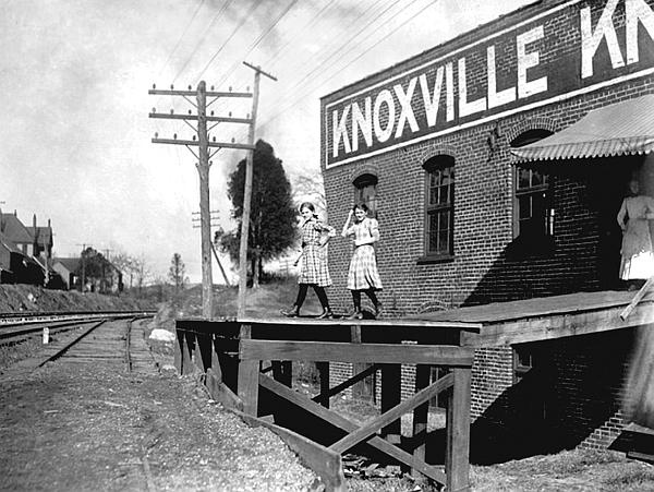 Иллюстрация к книге — Мэрилин Монро. Жизнь в мире мужчин [i_005.jpg]