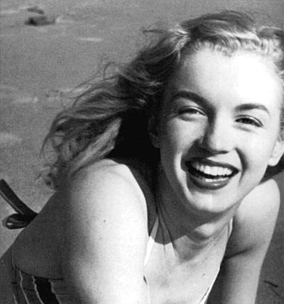 Иллюстрация к книге — Мэрилин Монро. Жизнь в мире мужчин [i_021.jpg]