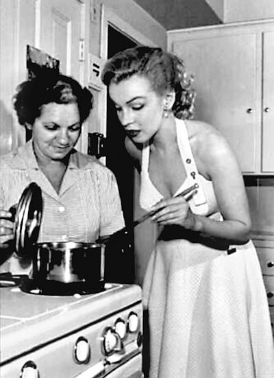 Иллюстрация к книге — Мэрилин Монро. Жизнь в мире мужчин [i_123.jpg]