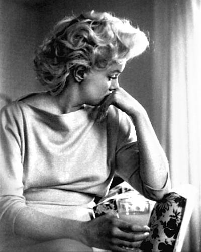 Иллюстрация к книге — Мэрилин Монро. Жизнь в мире мужчин [i_154.jpg]