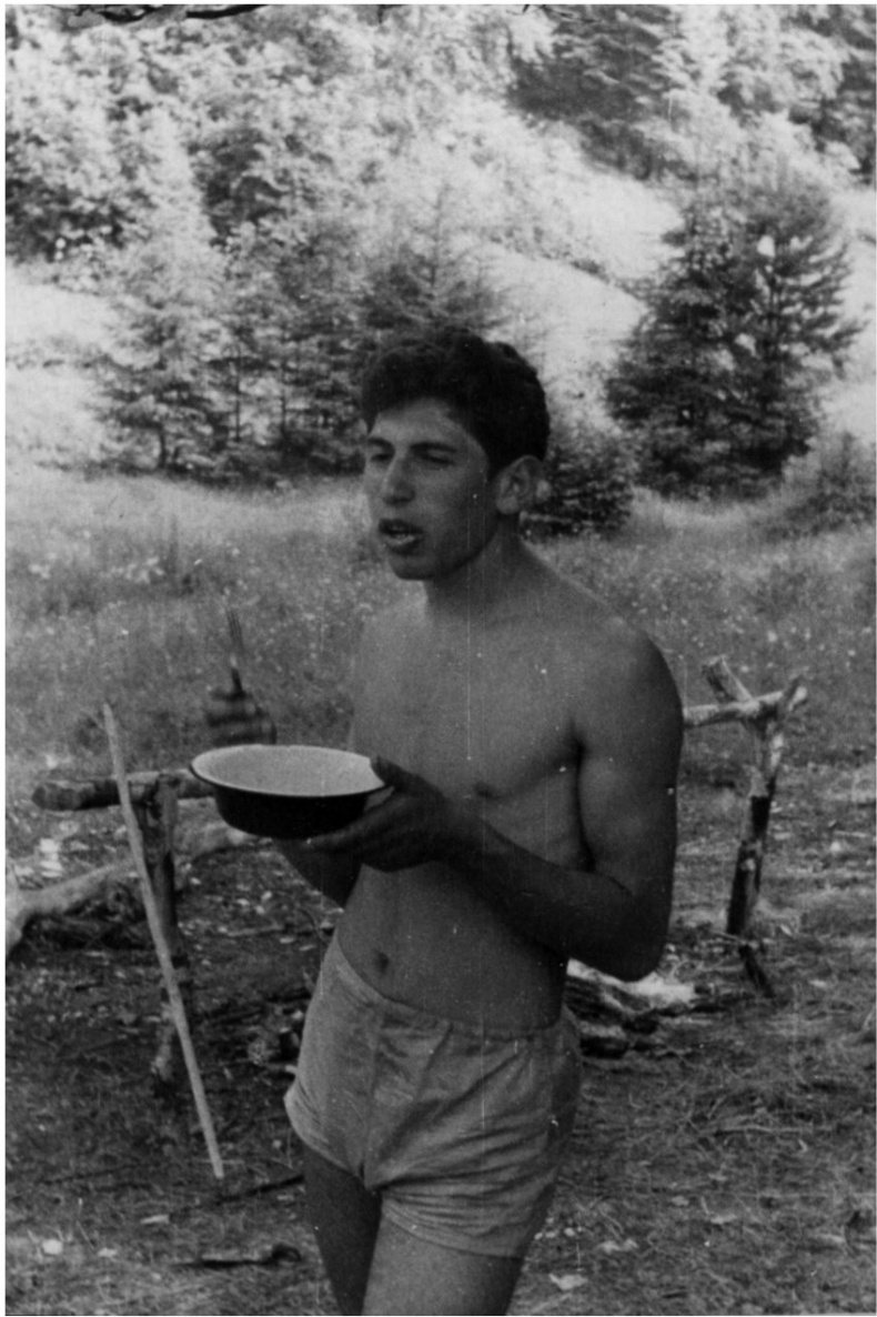 Иллюстрация к книге — Мужчина и женщина. Тело, мода, культура. СССР - оттепель [i_014.jpg]