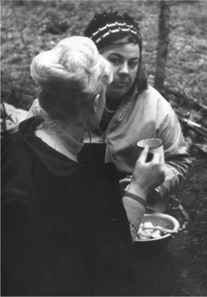 Иллюстрация к книге — Мужчина и женщина. Тело, мода, культура. СССР - оттепель [i_020.jpg]