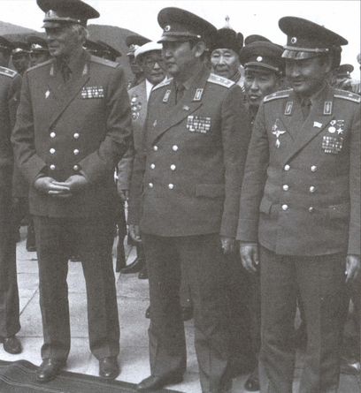 Иллюстрация к книге — Главная профессия — разведка [i_020.jpg]