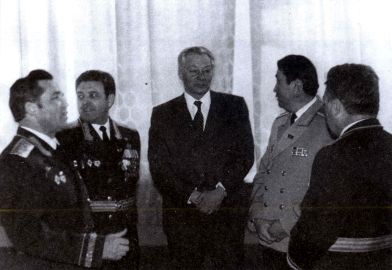 Иллюстрация к книге — Разведка - это пожизненно [i_023.jpg]