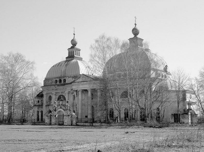 Иллюстрация к книге — Рублевка, скрытая от посторонних глаз. История старинной дороги. 33 истории о великих жителях Рублевки, или Тридцать три богатыря [i_055.jpg]
