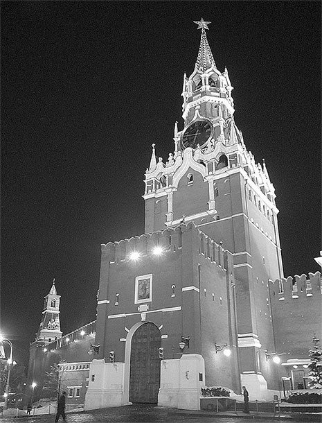 Иллюстрация к книге — Рублевка, скрытая от посторонних глаз. История старинной дороги. 33 истории о великих жителях Рублевки, или Тридцать три богатыря [i_082.jpg]