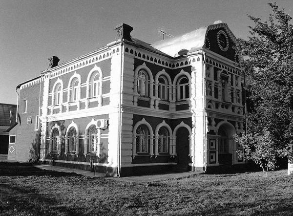 Иллюстрация к книге — Рублевка и ее обитатели. Романтическое повествование [i_009.jpg]