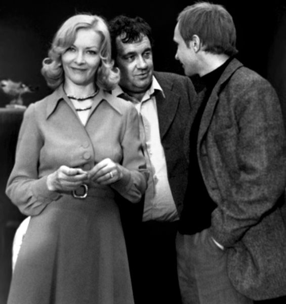 Иллюстрация к книге — Эльдар Рязанов. Ирония судьбы, или… [block_001240_page_067_image_0001.jpg]