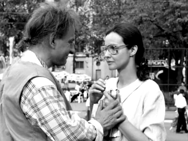 Иллюстрация к книге — Эльдар Рязанов. Ирония судьбы, или… [block_001240_page_207_image_0001.jpg]