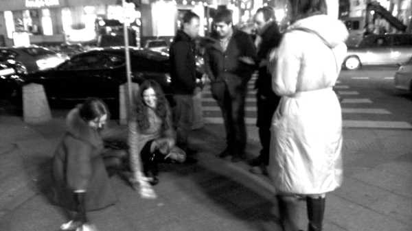 Иллюстрация к книге — Дура с двумя высшими желает познакомиться [i_044.jpg]