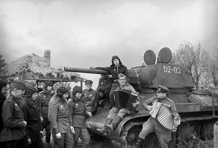 Иллюстрация к книге — Курская битва. Полная хроника - 50 дней и ночей [_33.jpg]