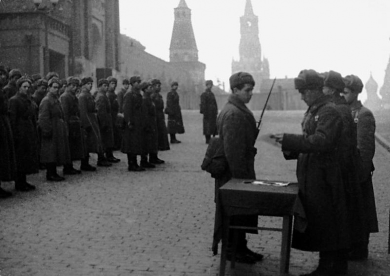 Иллюстрация к книге — Битва за Москву. Полная хроника - 203 дня [_000009.jpg]