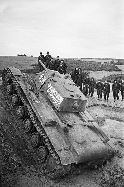 Иллюстрация к книге — Битва за Москву. Полная хроника - 203 дня [_662677.jpg]