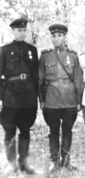 Иллюстрация к книге — Казак на самоходке. "Заживо не сгорели" [i_002.jpg]