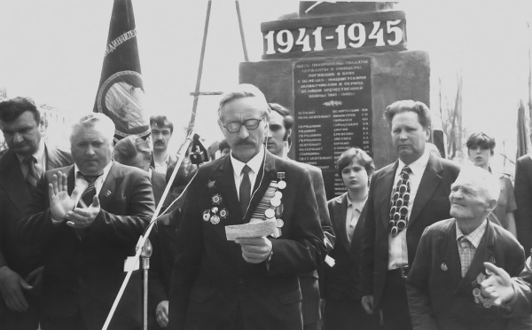 Иллюстрация к книге — Казак на самоходке. "Заживо не сгорели" [i_020.jpg]