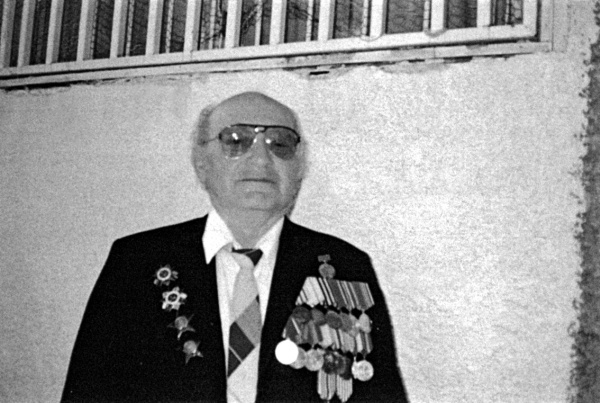 Иллюстрация к книге — На войне как на войне. "Я помню" [i_004.jpg]